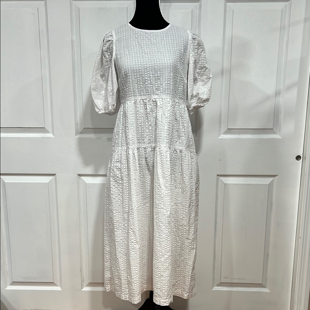 Pre-loved❤️Old Navy White Midi Sundress with Puff Sleeves
